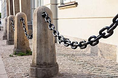 《严阵以待》首个DLC“Home Invasion”正式发售 国区定价42元